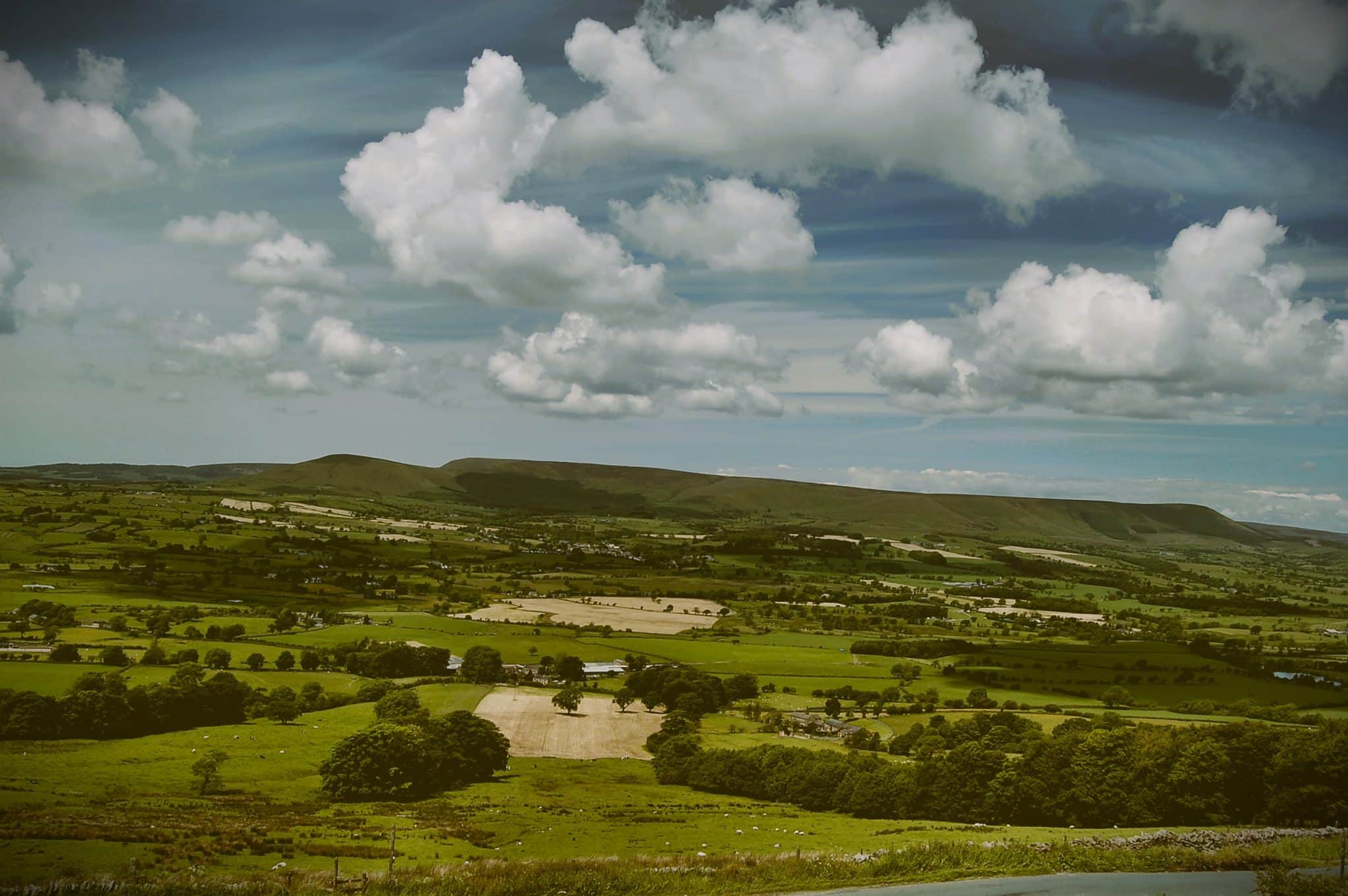 Air Quality Habitats Regulations Assessment in support of a proposed extension to a livestock building on land at Moors Farm, Lancashire